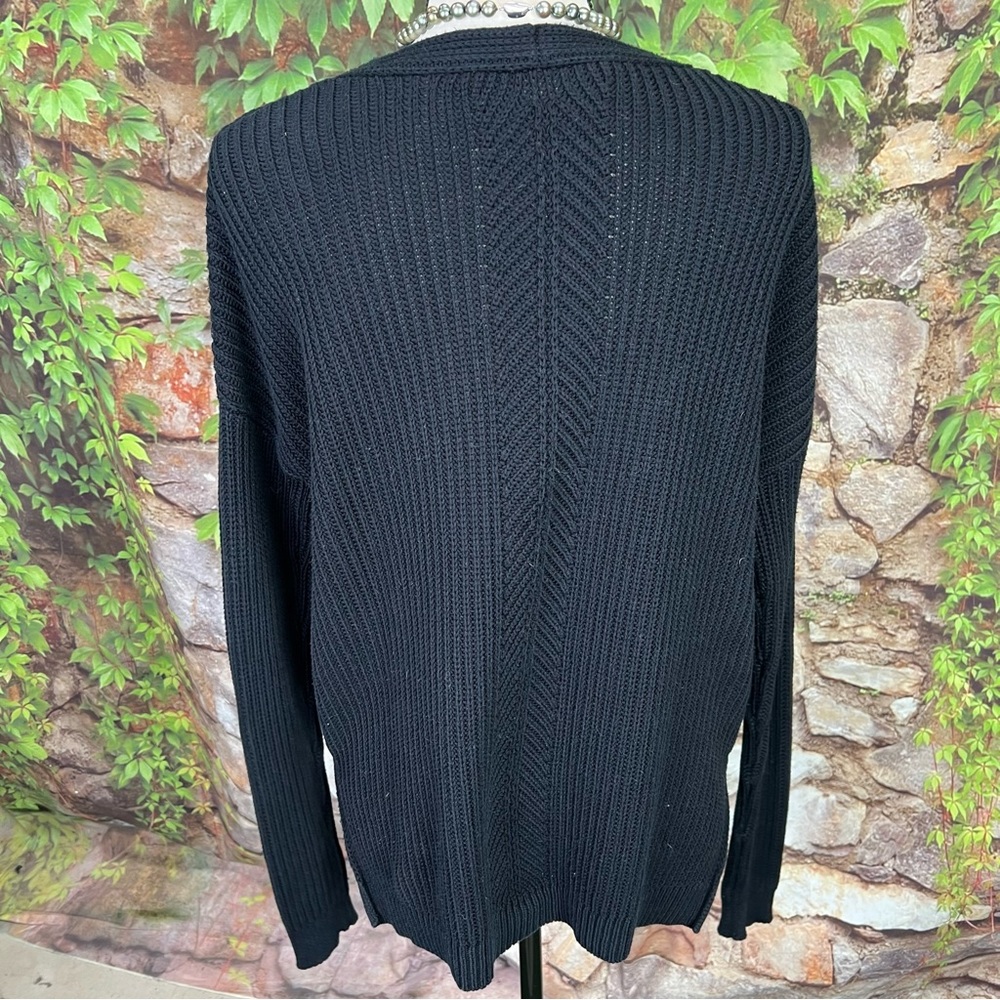 VINCE. Black Rib Knit V-Neck Sweater, XS - Picture 6 of 10